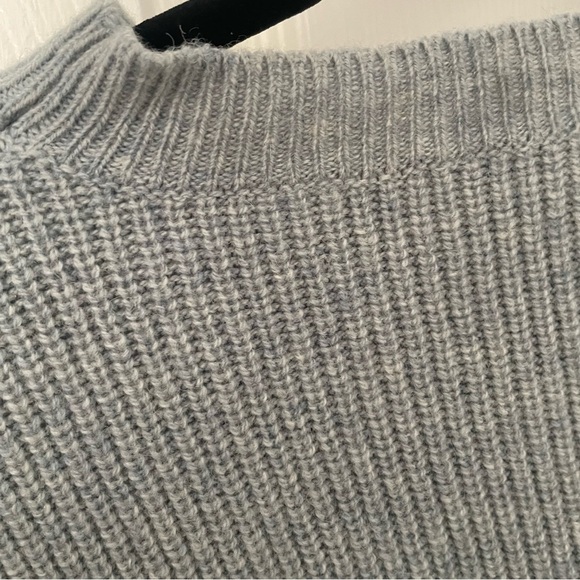 A.P.C. Rue Madame Paris APC Women's Crew Knit Sweater 100% Camel Wool XL Blue - Picture 7 of 7